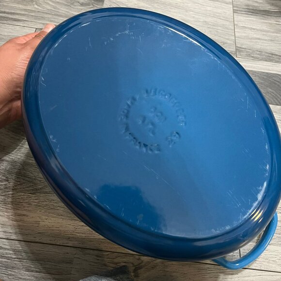 Le Creuset Oval Dutch Oven Cast-Iron Braiser (5QT) W Crystal Lid Made in France - Picture 4 of 7